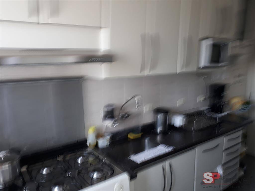 Apartamento à venda com 3 quartos, 84m² - Foto 2