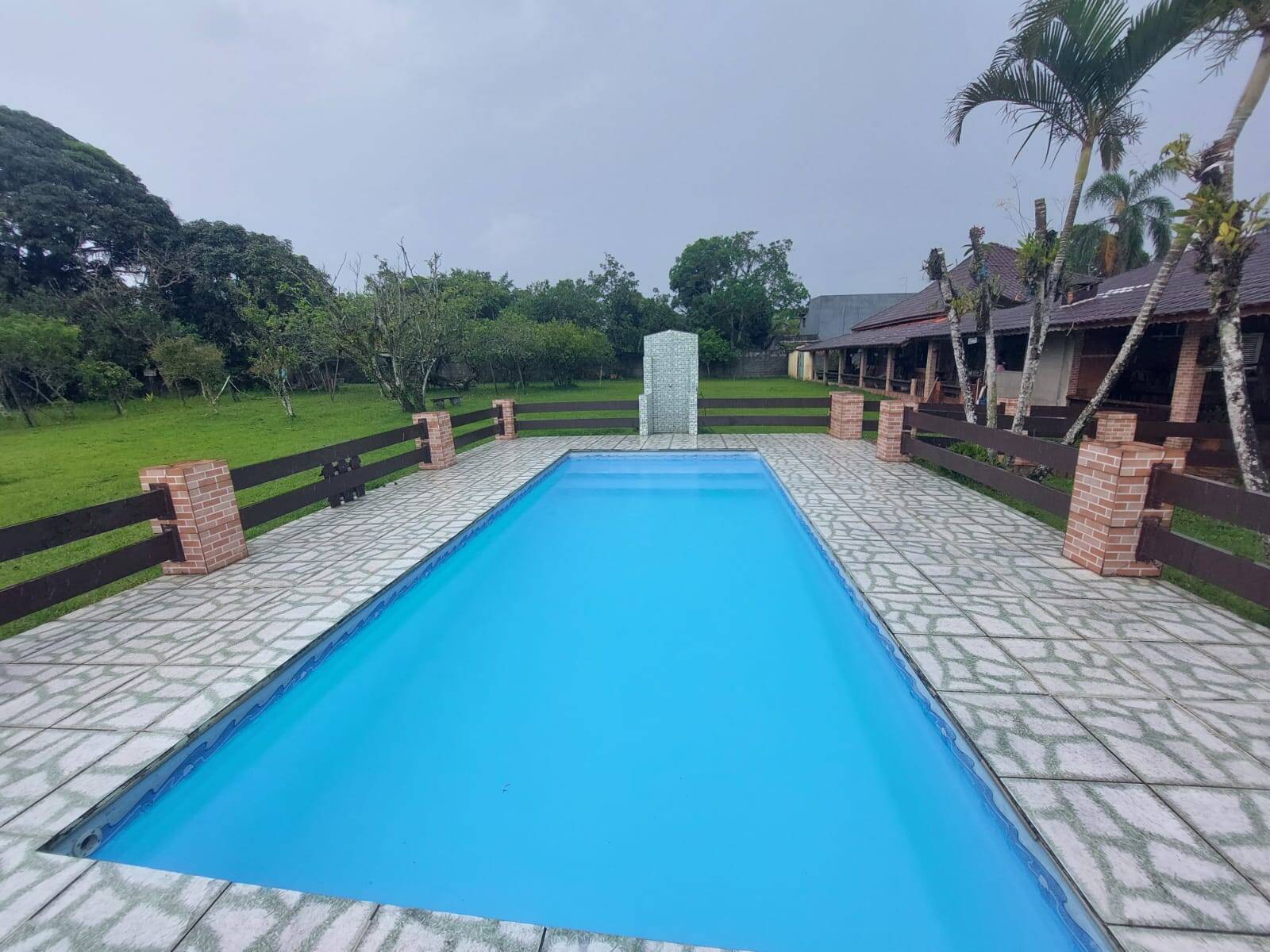 Sítio à venda com 3 quartos, 22450m² - Foto 1