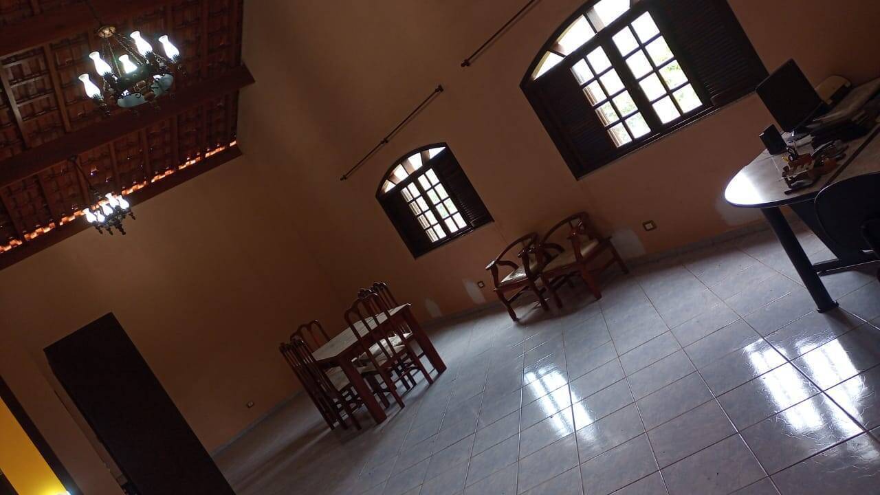 Chácara à venda com 7 quartos, 2500m² - Foto 23