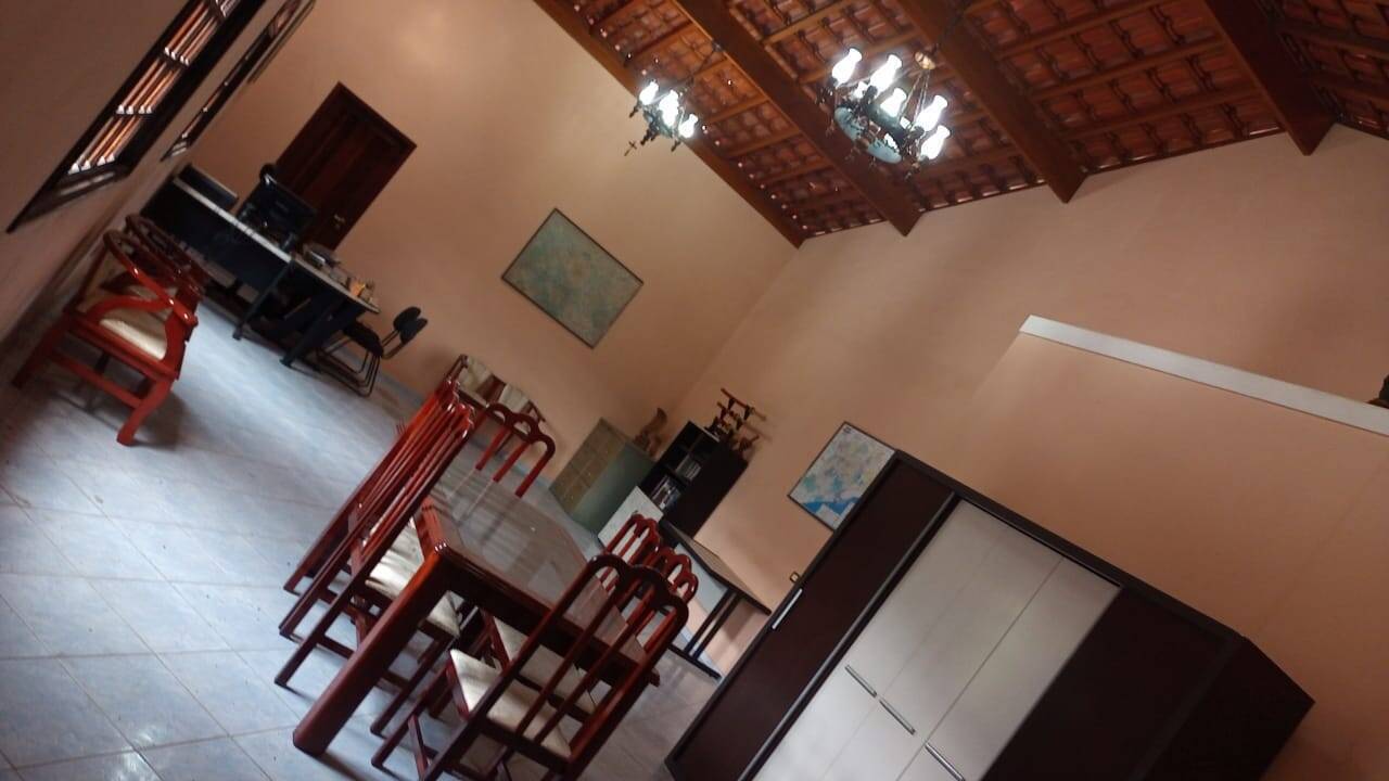 Chácara à venda com 7 quartos, 2500m² - Foto 27