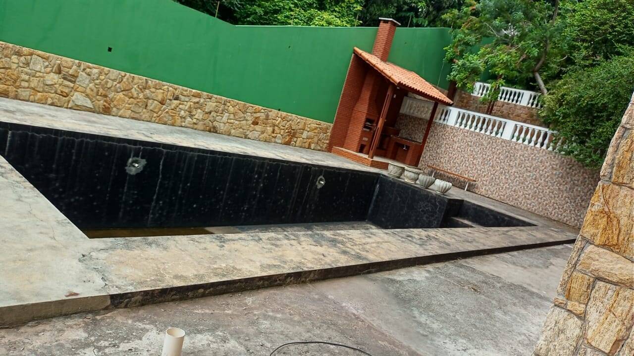 Chácara à venda com 7 quartos, 2500m² - Foto 29