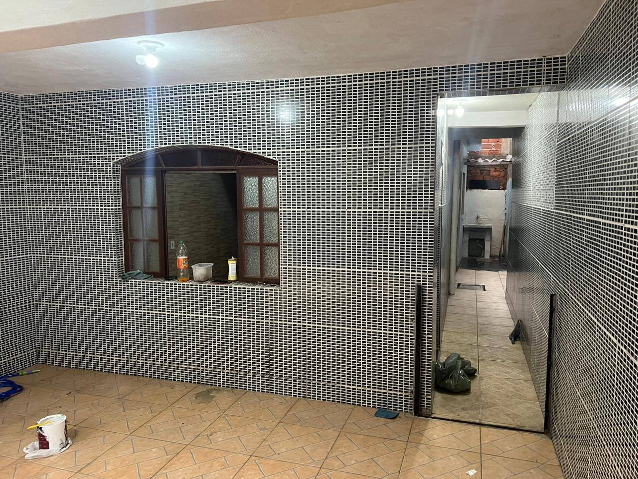 Casa à venda com 2 quartos, 80m² - Foto 2