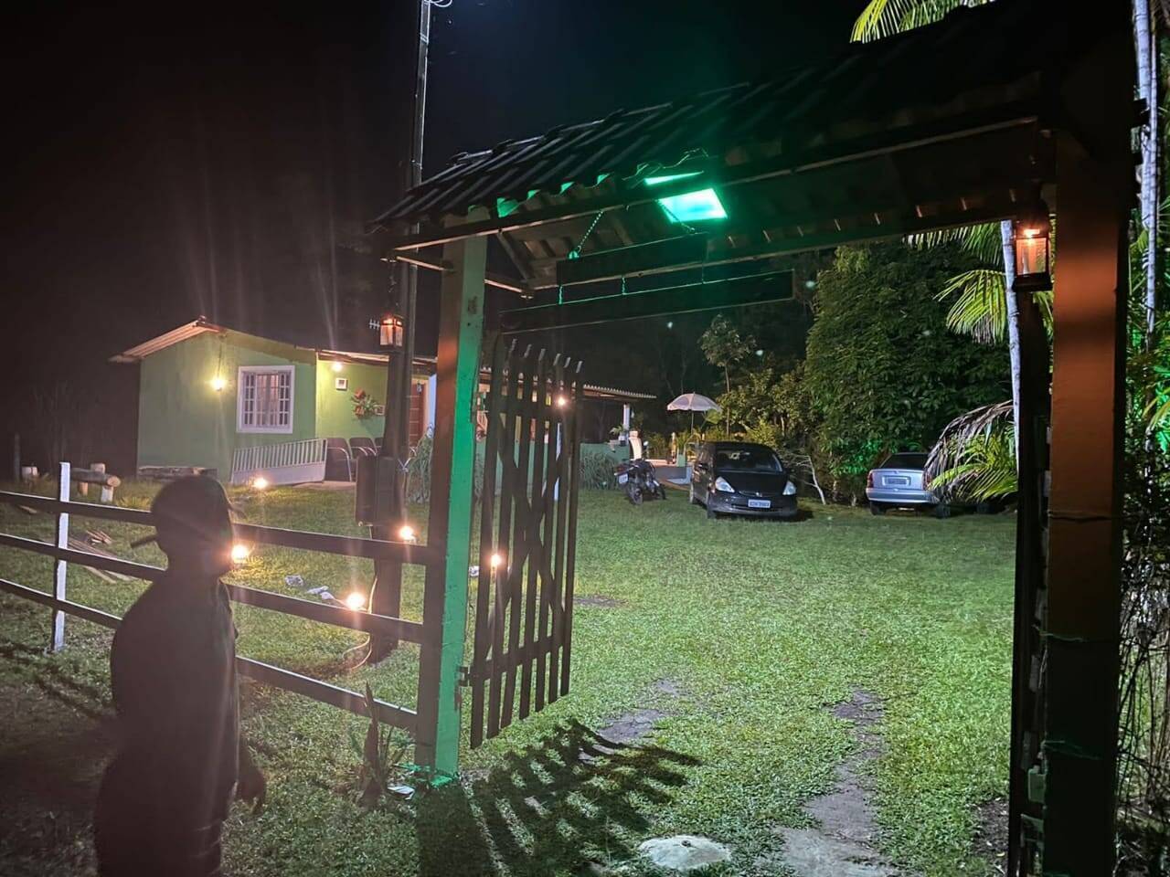Chácara à venda com 2 quartos, 12m² - Foto 4