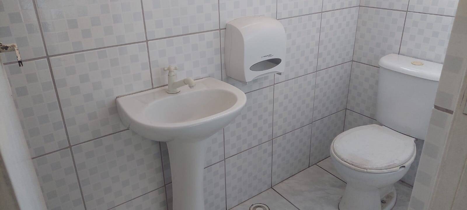 Casa para alugar com 1 quarto, 30m² - Foto 4