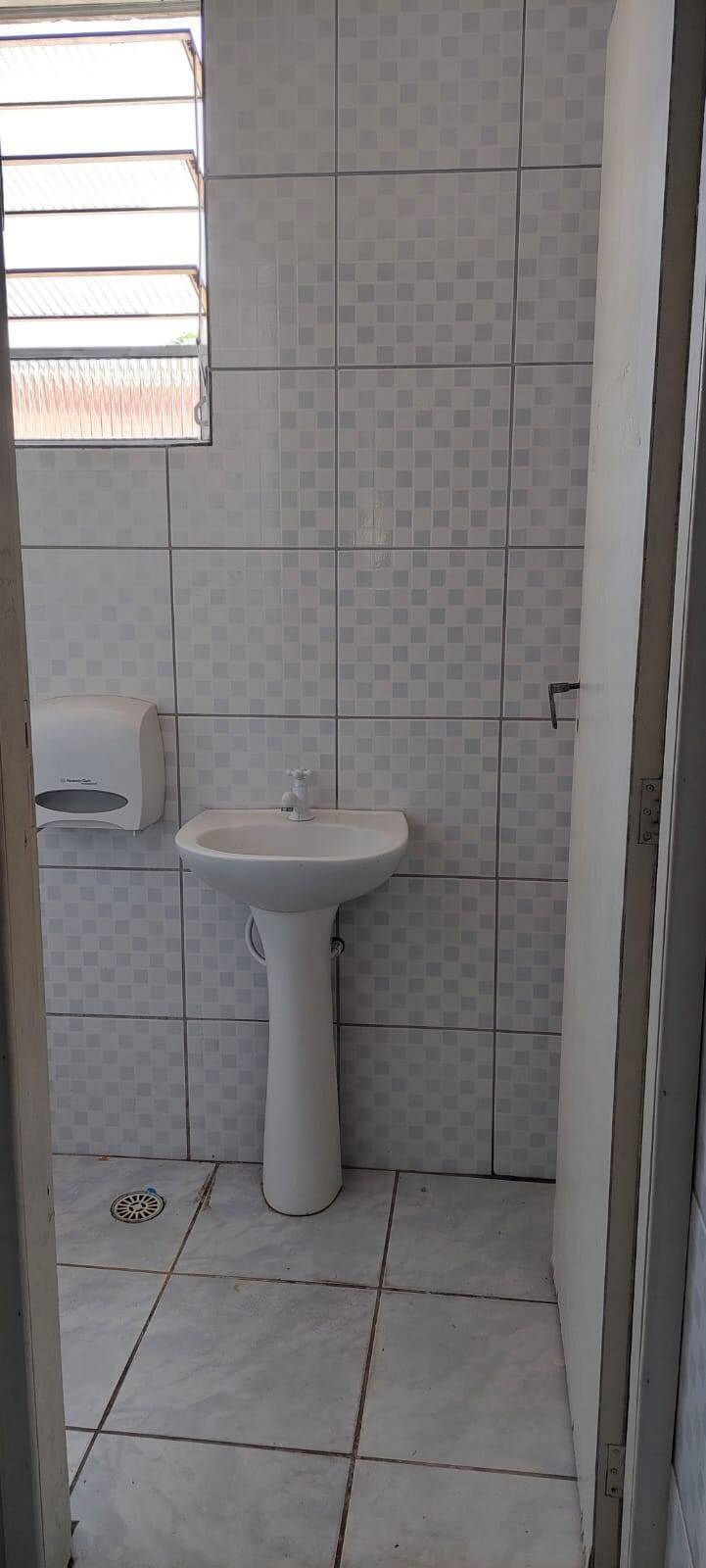 Casa para alugar com 1 quarto, 30m² - Foto 5