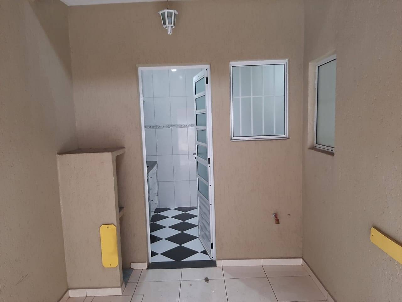 Casa à venda com 2 quartos, 76m² - Foto 2