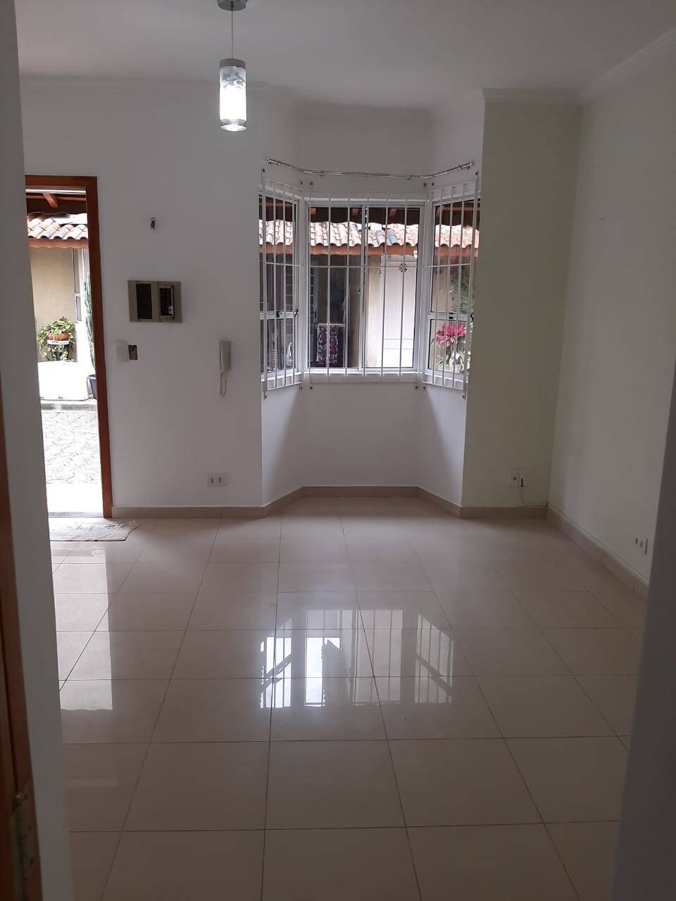 Casa à venda com 2 quartos, 76m² - Foto 7