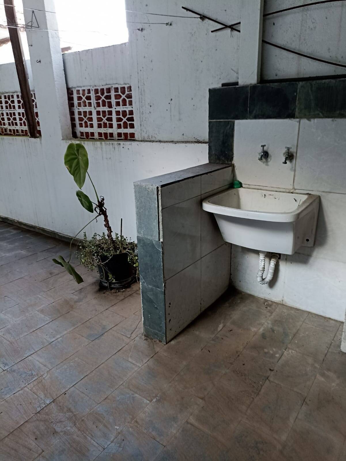 Casa à venda com 2 quartos, 155m² - Foto 5