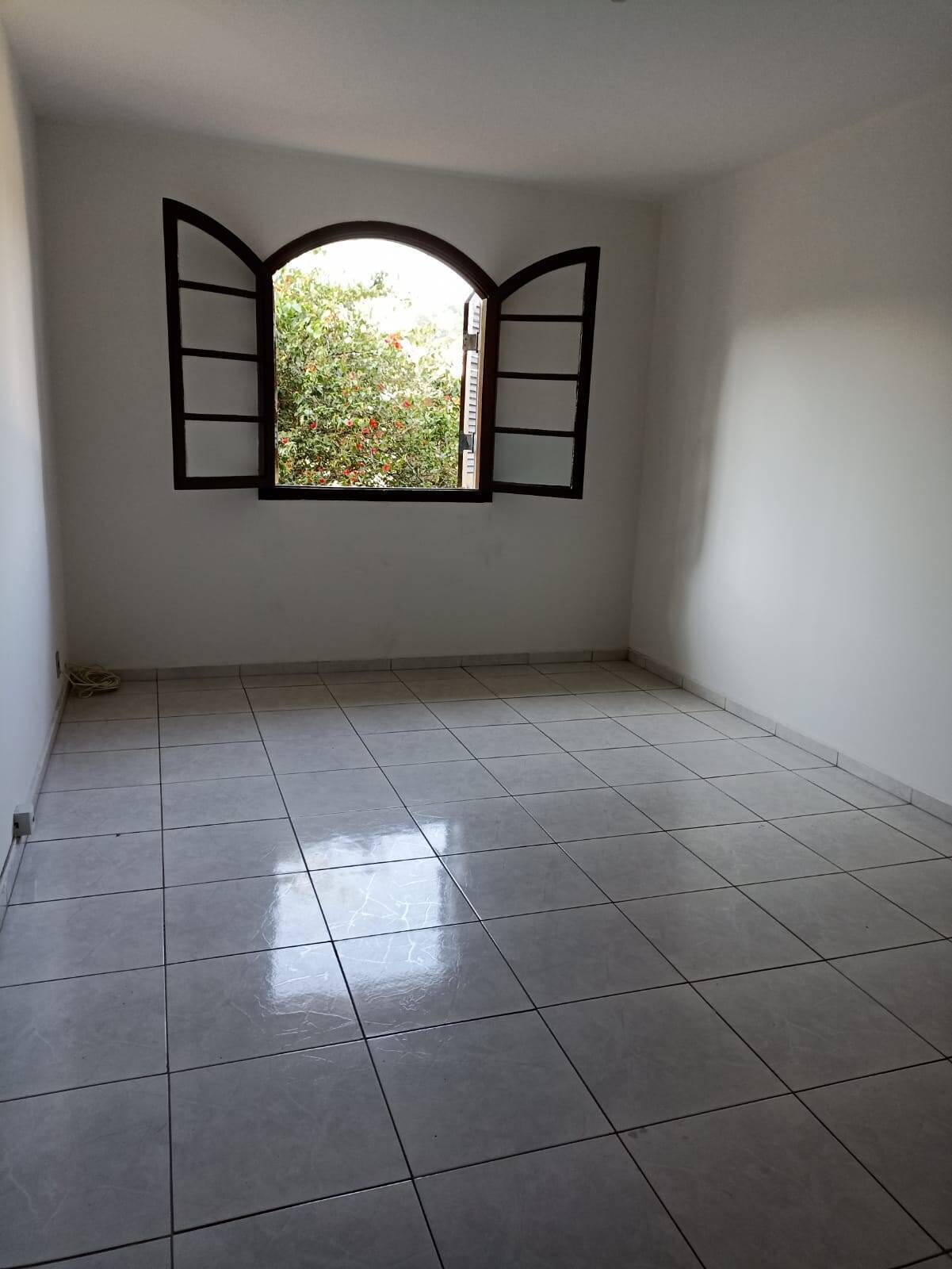 Casa à venda com 2 quartos, 155m² - Foto 11