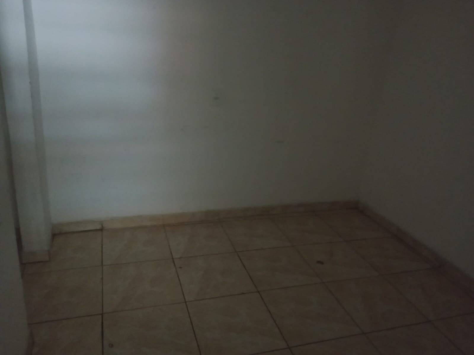 Casa à venda com 1 quarto, 80m² - Foto 1