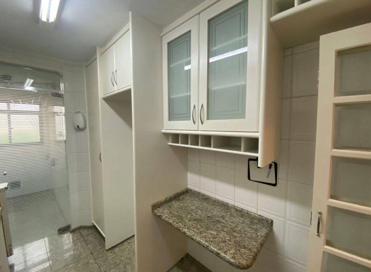 Apartamento para alugar com 2 quartos, 100m² - Foto 5