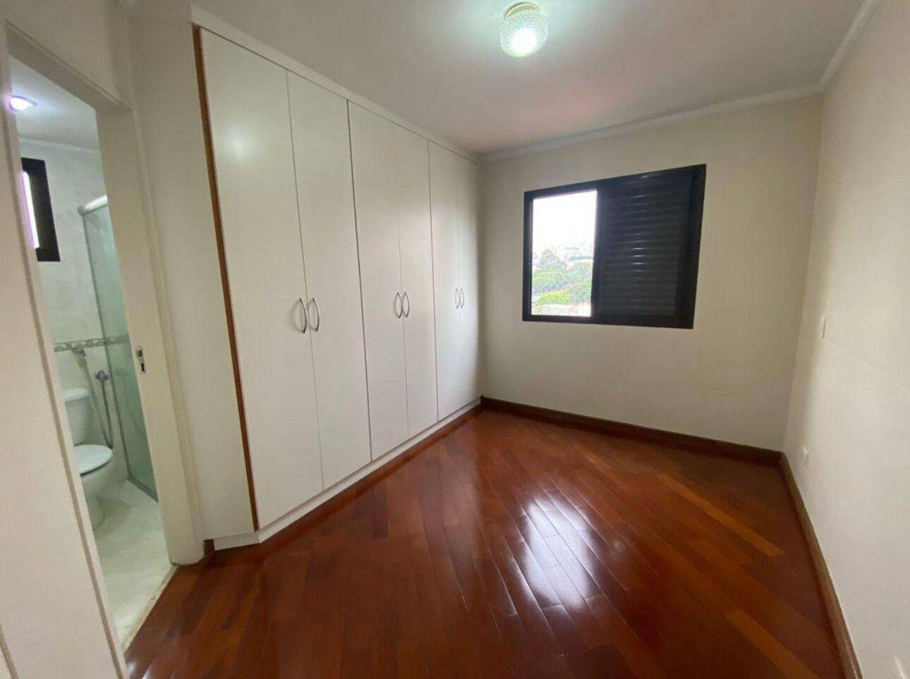 Apartamento para alugar com 2 quartos, 100m² - Foto 8