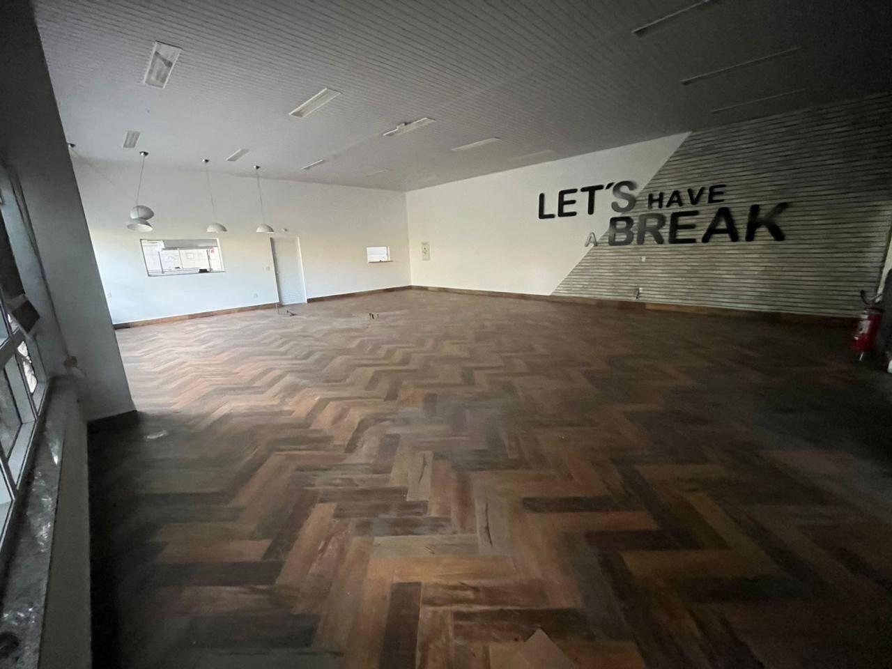 Sala-Conjunto, 4610 m² - Foto 3