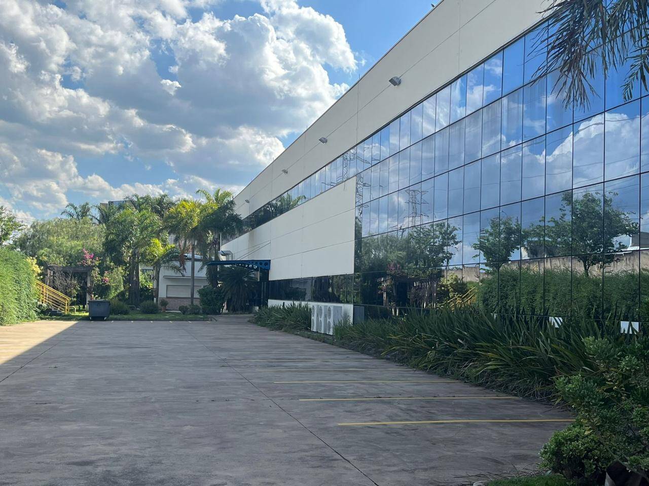 Sala-Conjunto, 4610 m² - Foto 2